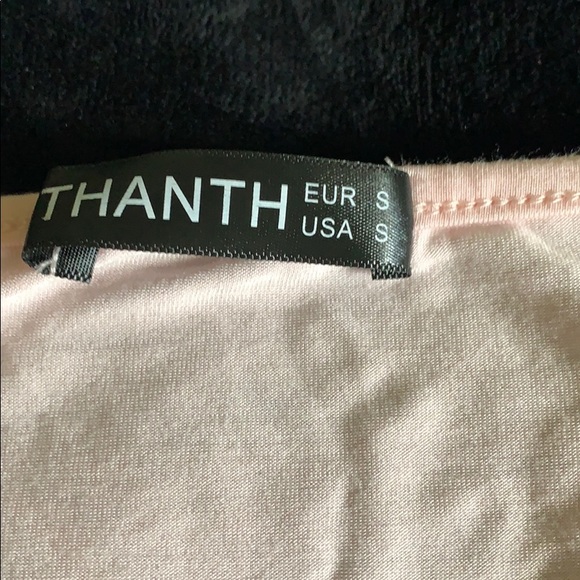 pink knotted crop top - Picture 3 of 3